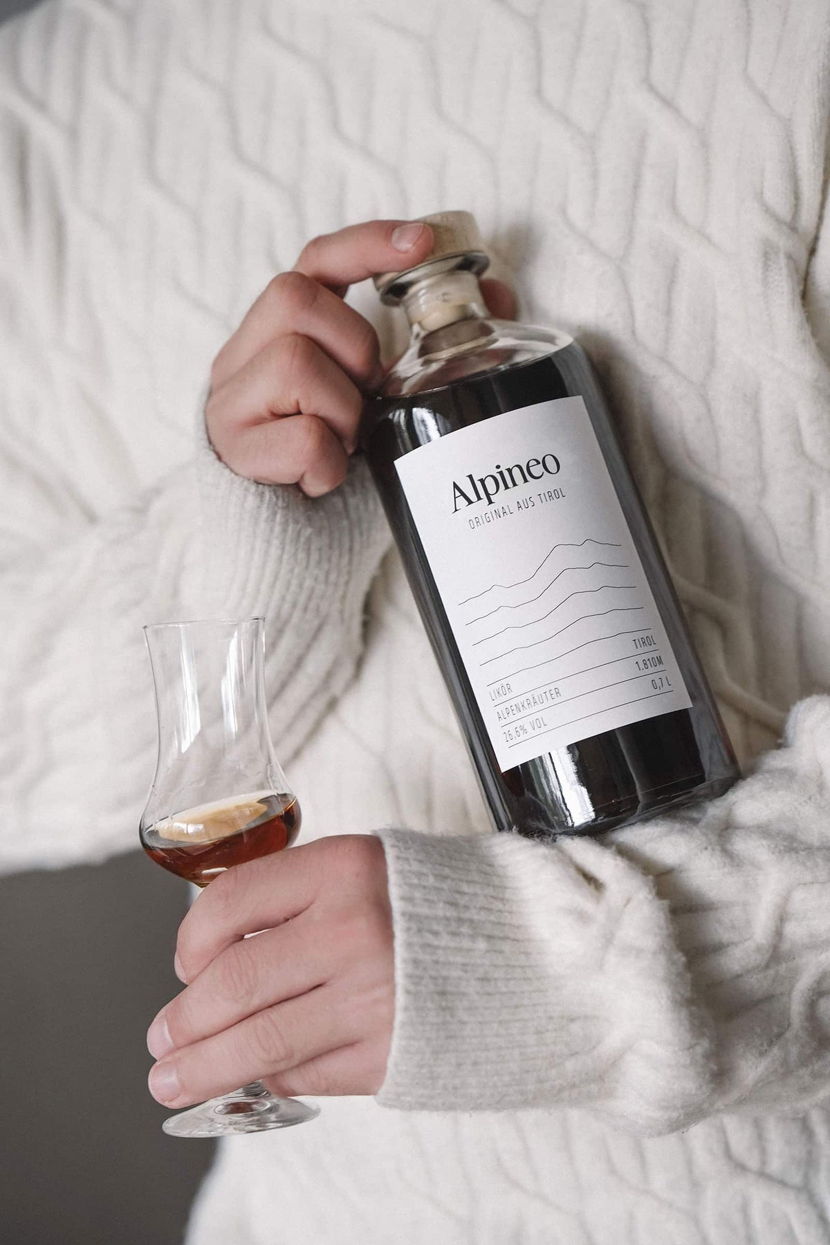 Alpineo Heuschnaps Kräuterlikör 700ml
