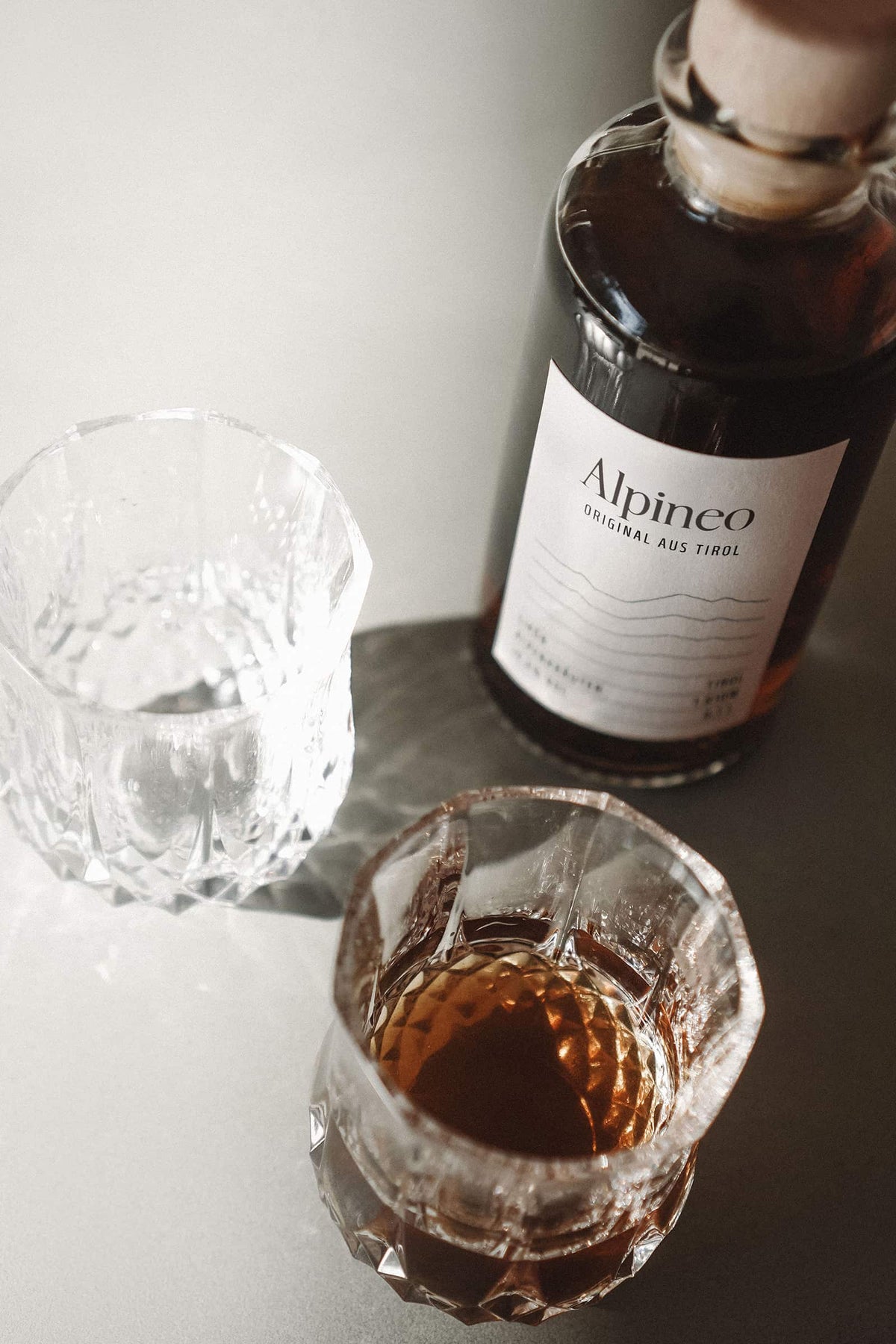 Alpineo Heuschnaps Kräuterlikör